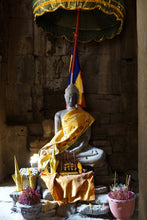 Load image into Gallery viewer, Meditation Necklace
